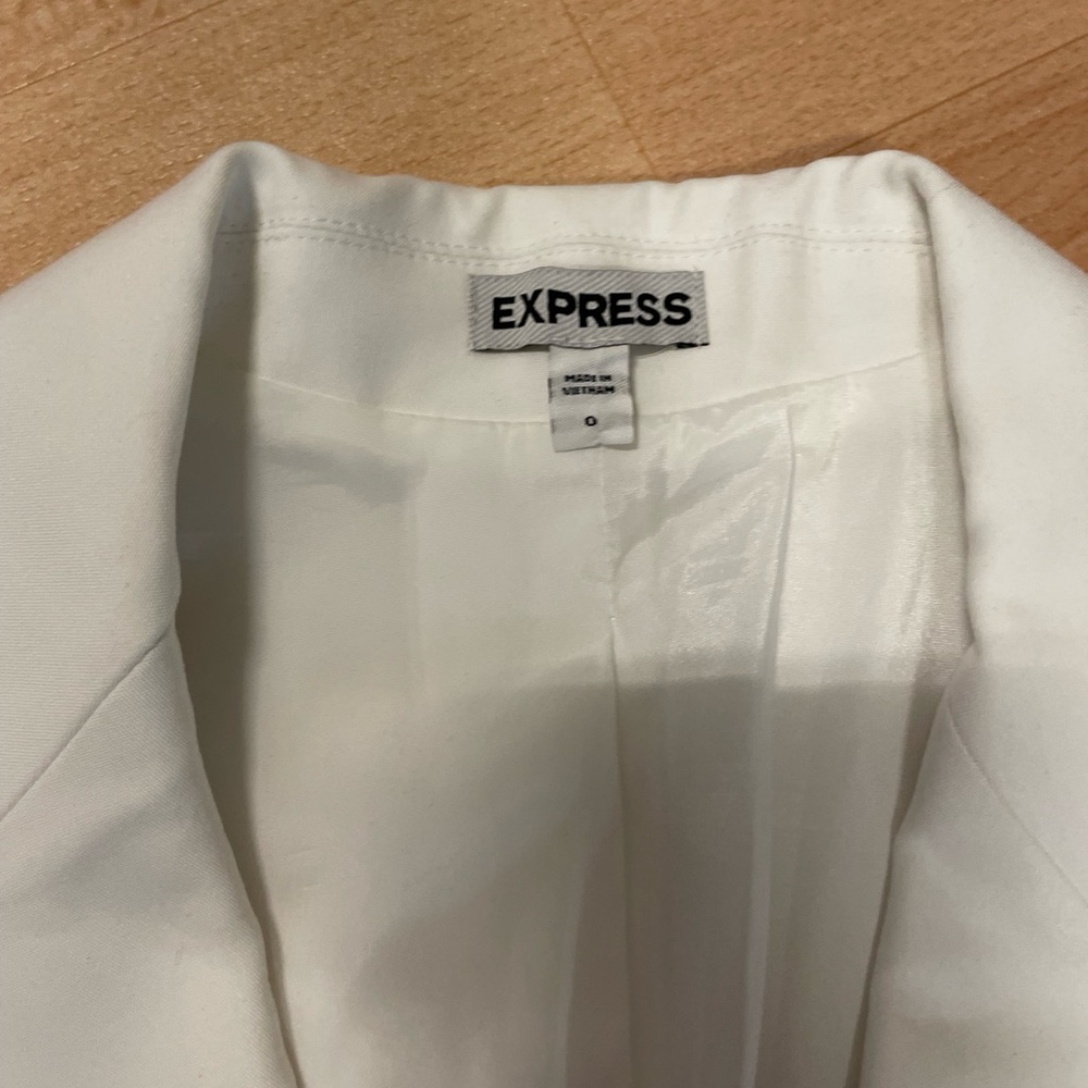 Express blazer - Picture 3 of 4